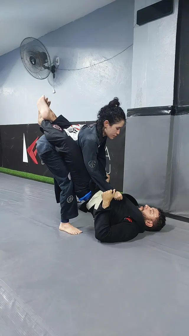 Aula de Jiu-Jitsu em Belém com treino técnico no tatame